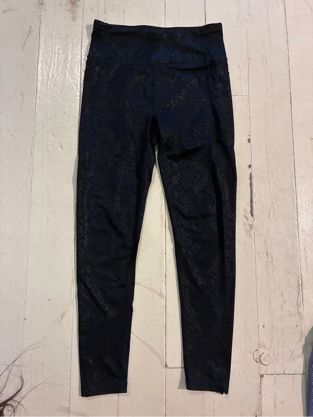DKNY SPORT High-Waisted Activewear Snakeskin Print Leggings